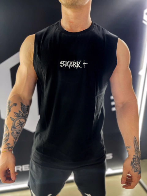 remera negra